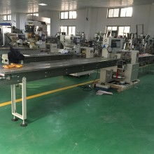 沈阳市金浩包装机械制造厂 专业制造枕式包装机与包装机械